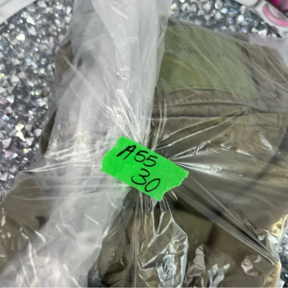 One Teaspoon shorts cargo style pockets buttons Olive Green Women Shorts